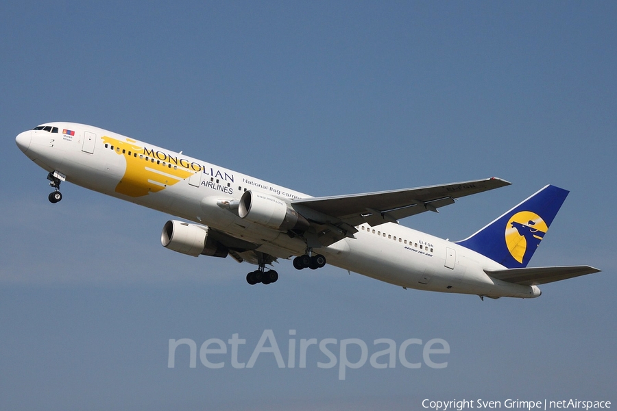 MIAT Mongolian Airlines Boeing 767-3BG(ER) (EI-FGN) | Photo 383168