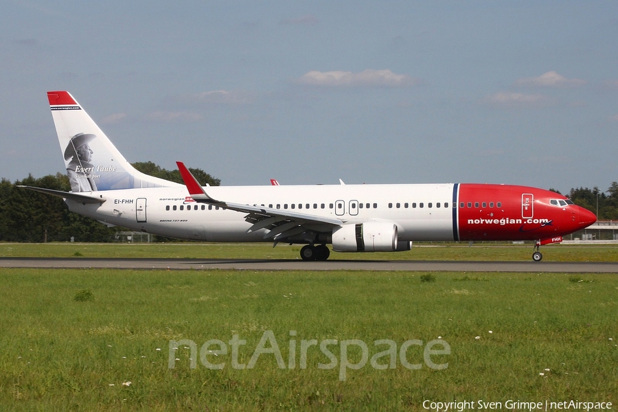 Norwegian Air International Boeing 737-8FZ (EI-FHH) | Photo 359395