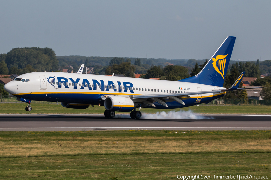 Ryanair Boeing 737-8AS (EI-FIC) | Photo 262835