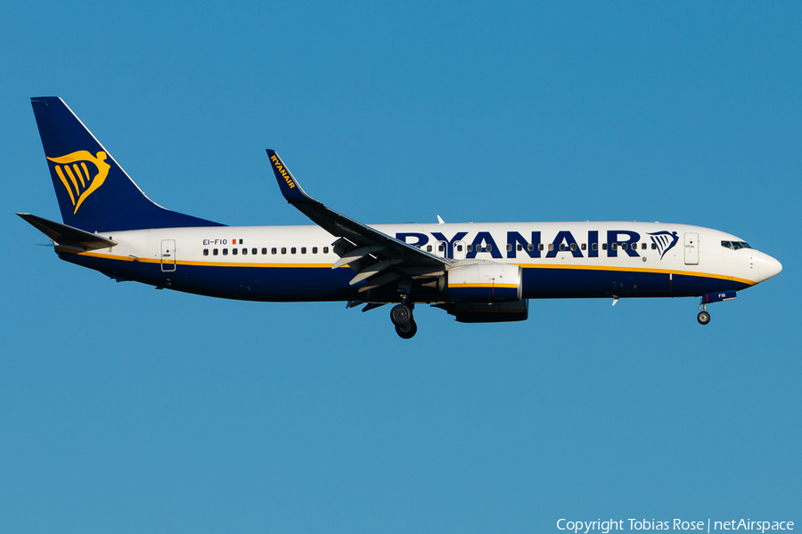Ryanair Boeing 737-8AS (EI-FIO) | Photo 341881