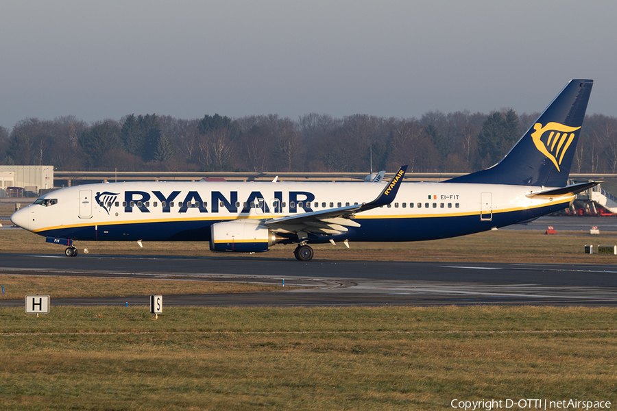Ryanair Boeing 737-8AS (EI-FIT) | Photo 136829