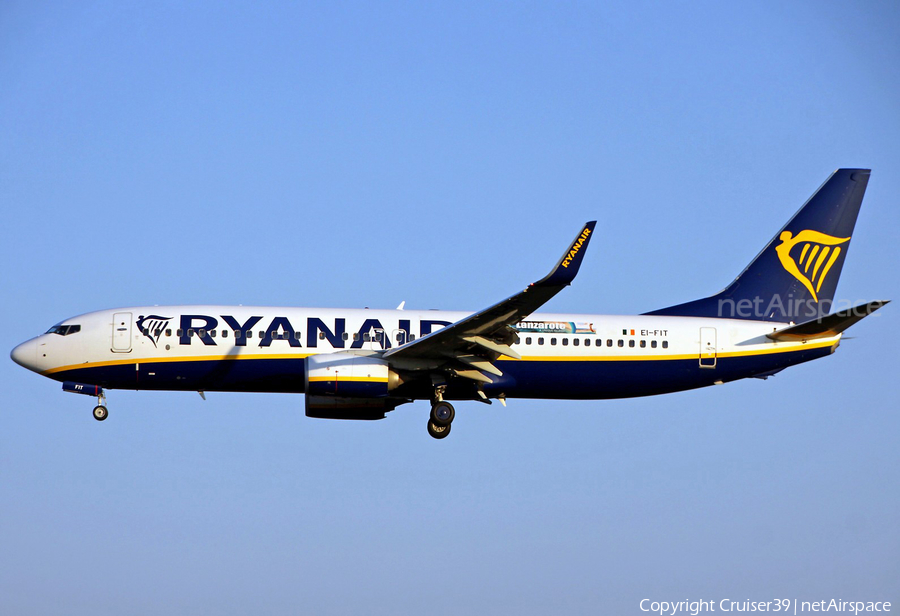 Ryanair Boeing 737-8AS (EI-FIT) | Photo 355806