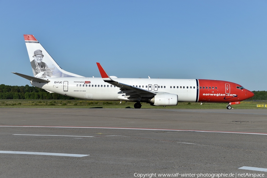 Norwegian Air International Boeing 737-81D (EI-FJC) | Photo 386352