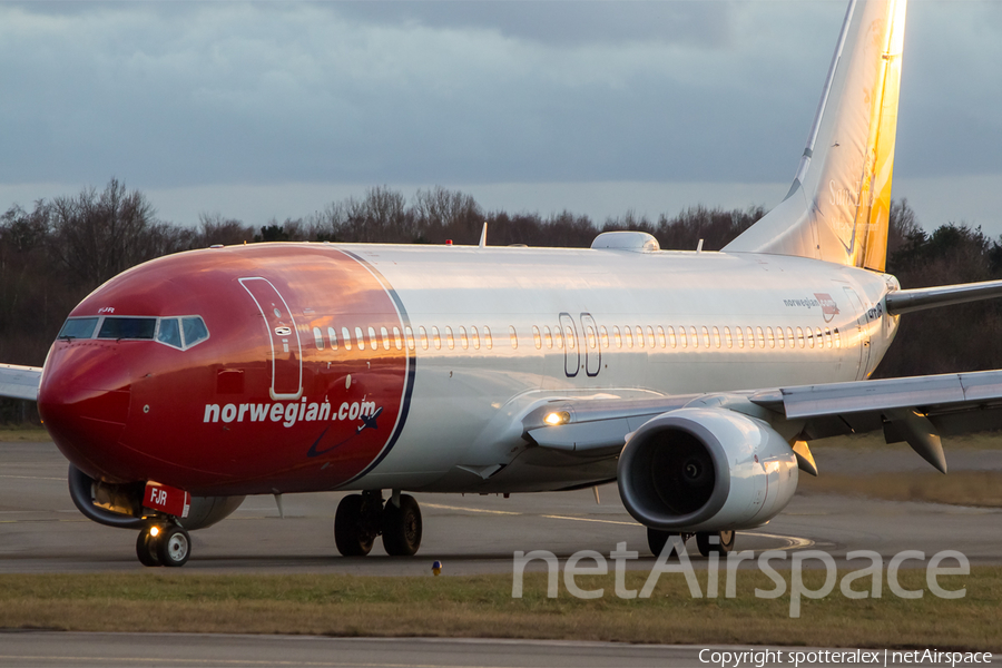 Norwegian Air International Boeing 737-86N (EI-FJR) | Photo 137800