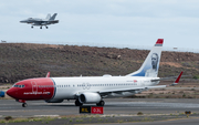 Norwegian Air International Boeing 737-8JP (EI-FJV) at  Gran Canaria, Spain