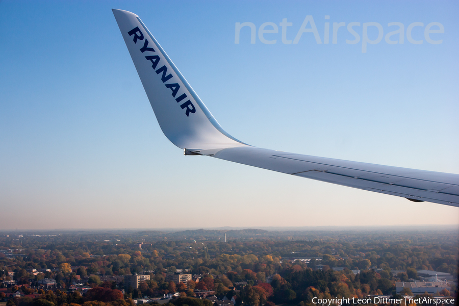 Ryanair Boeing 737-8AS (EI-FOT) | Photo 281436