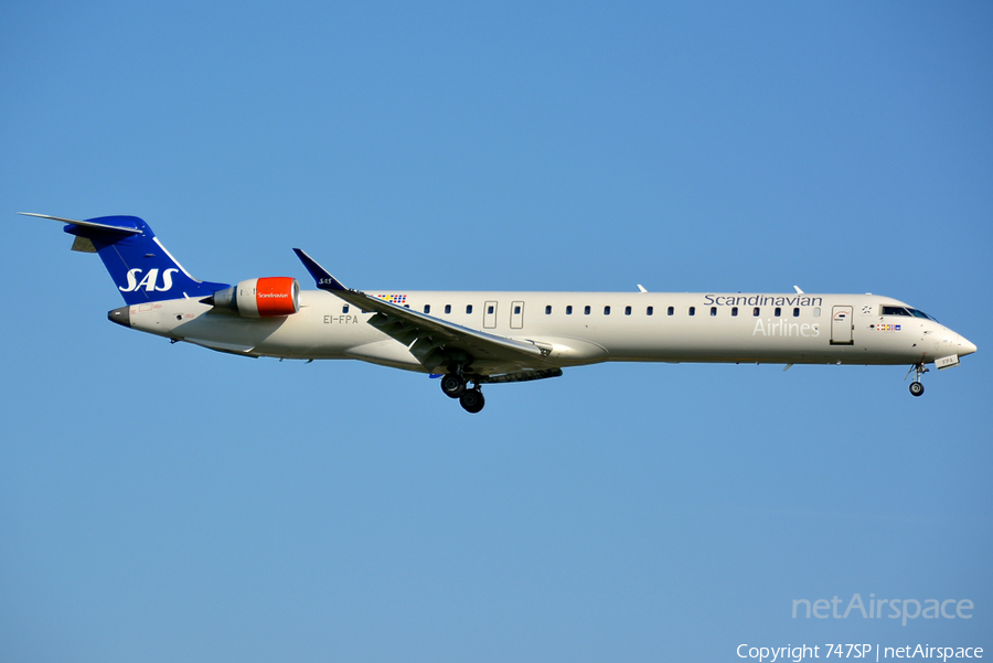 SAS - Scandinavian Airlines Bombardier CRJ-900LR (EI-FPA) | Photo 165849