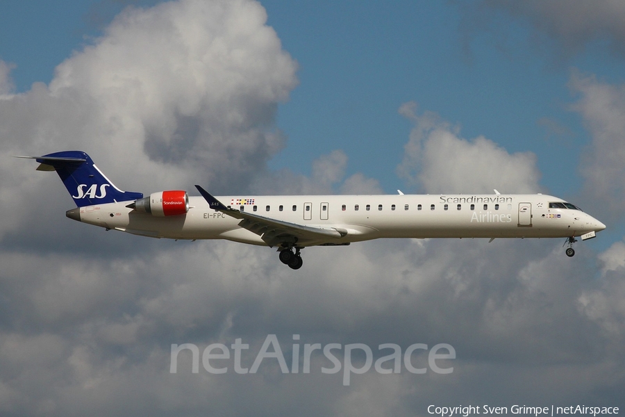 SAS - Scandinavian Airlines Bombardier CRJ-900LR (EI-FPC) | Photo 111331