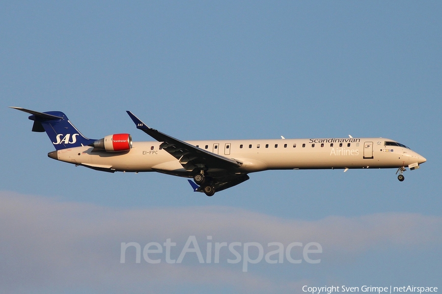 SAS - Scandinavian Airlines Bombardier CRJ-900LR (EI-FPC) | Photo 112527