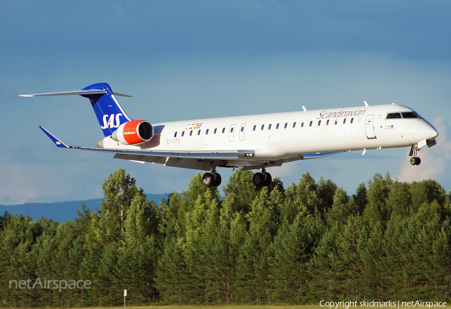 SAS - Scandinavian Airlines Bombardier CRJ-900LR (EI-FPD) | Photo 114019