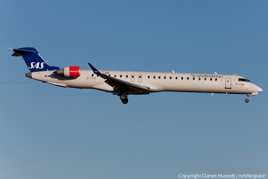 SAS - Scandinavian Airlines Bombardier CRJ-900LR (EI-FPE) | Photo 422163