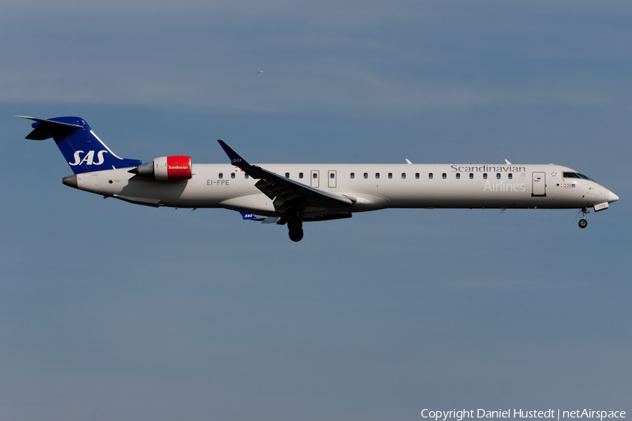 SAS - Scandinavian Airlines Bombardier CRJ-900LR (EI-FPE) | Photo 422706