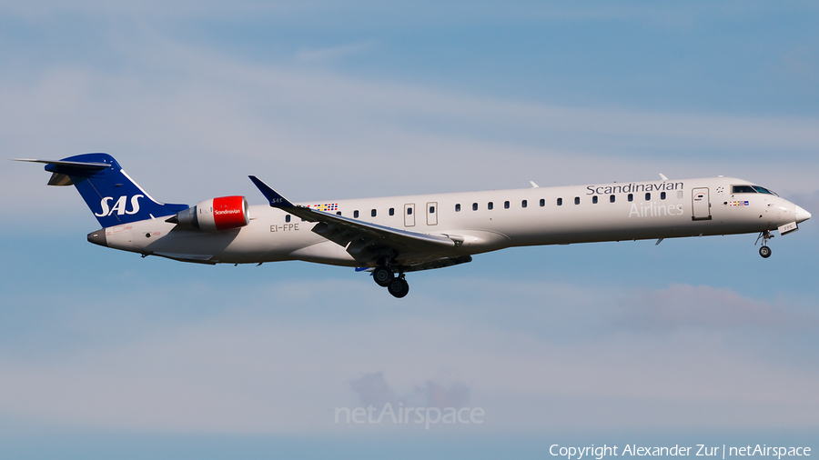 SAS - Scandinavian Airlines Bombardier CRJ-900LR (EI-FPE) | Photo 296502