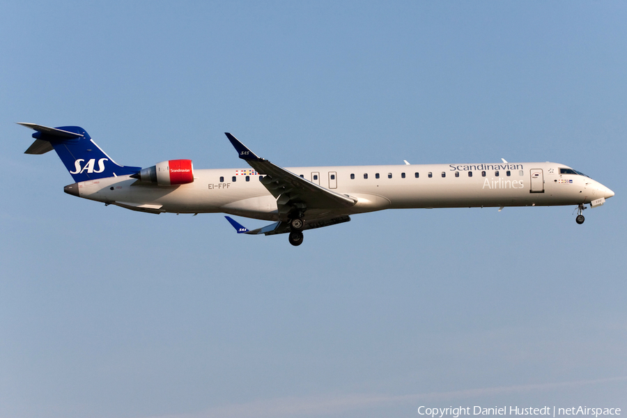 SAS - Scandinavian Airlines Bombardier CRJ-900LR (EI-FPF) | Photo 491862