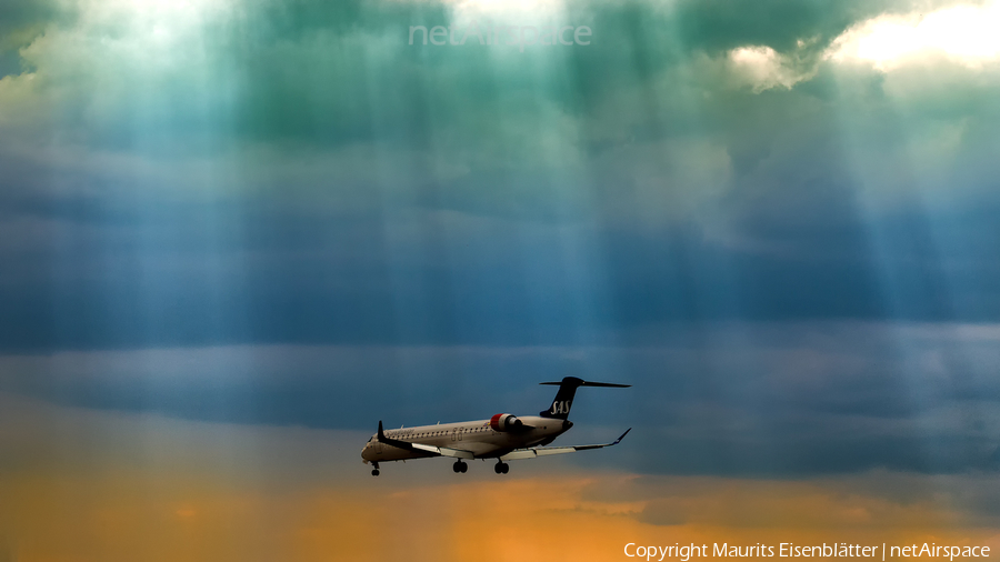 SAS - Scandinavian Airlines Bombardier CRJ-900LR (EI-FPG) | Photo 117043