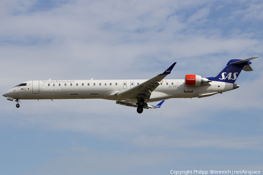 SAS - Scandinavian Airlines Bombardier CRJ-900LR (EI-FPG) | Photo 114880