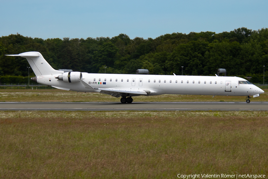 SAS - Scandinavian Airlines Bombardier CRJ-900LR (EI-FPI) | Photo 511690