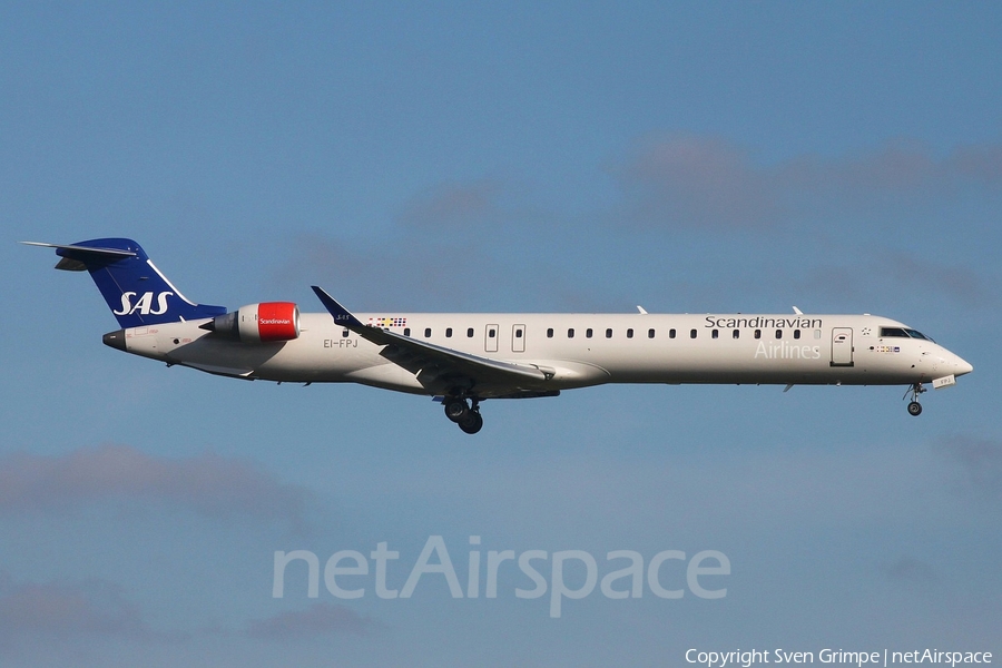 SAS - Scandinavian Airlines Bombardier CRJ-900LR (EI-FPJ) | Photo 248203