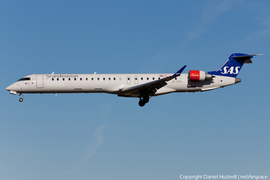 SAS - Scandinavian Airlines Bombardier CRJ-900LR (EI-FPK) | Photo 422109