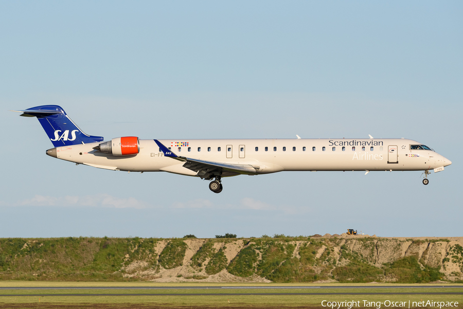 SAS - Scandinavian Airlines Bombardier CRJ-900LR (EI-FPN) | Photo 469790