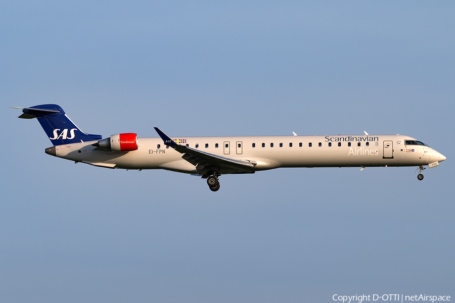 SAS - Scandinavian Airlines Bombardier CRJ-900LR (EI-FPN) | Photo 184019