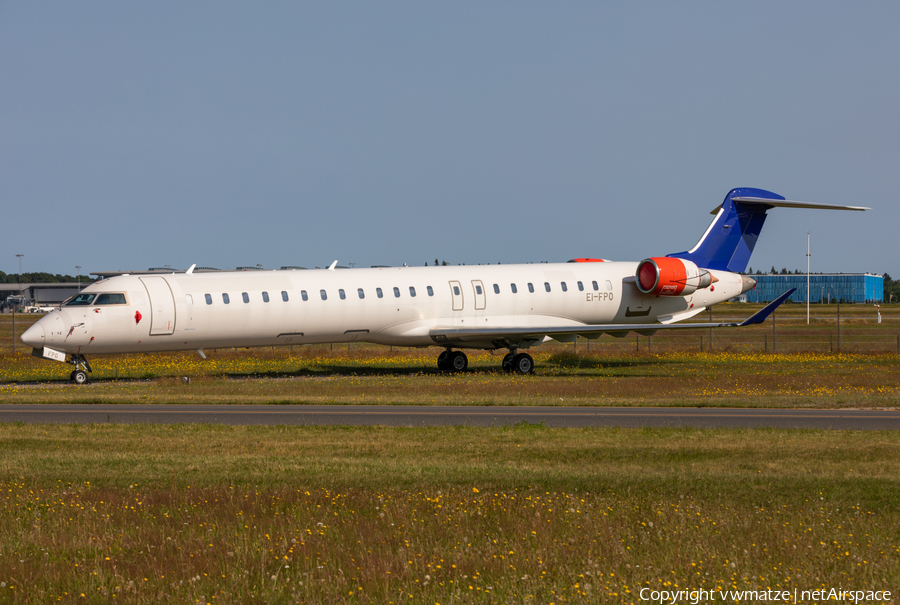 Nordic Aviation Capital Bombardier CRJ-900LR (EI-FPO) | Photo 459015