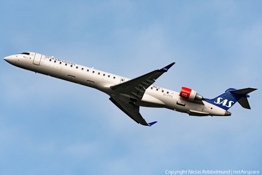 SAS - Scandinavian Airlines Bombardier CRJ-900LR (EI-FPU) | Photo 352105
