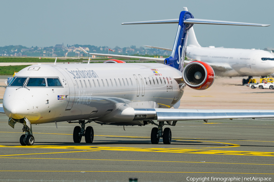 SAS - Scandinavian Airlines Bombardier CRJ-900LR (EI-FPV) | Photo 571842