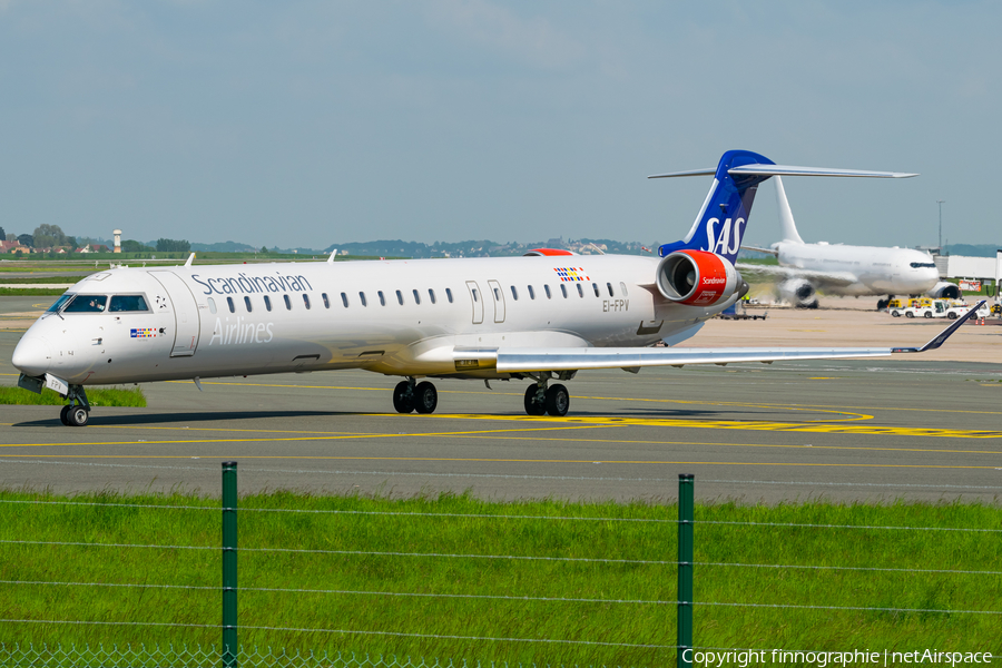 SAS - Scandinavian Airlines Bombardier CRJ-900LR (EI-FPV) | Photo 571843