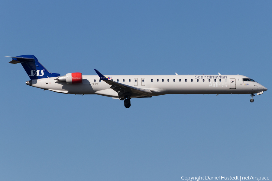 SAS - Scandinavian Airlines Bombardier CRJ-900LR (EI-FPV) | Photo 508542