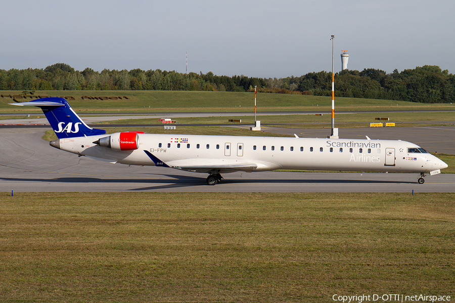 SAS - Scandinavian Airlines (CityJet) Bombardier CRJ-900LR (EI-FPW) | Photo 264932