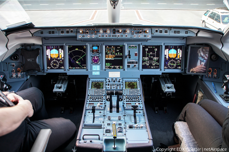 Brussels Airlines (CityJet) Sukhoi Superjet 100-95B (EI-FWD) | Photo 289224