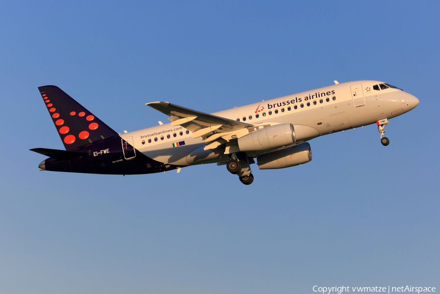 Brussels Airlines (CityJet) Sukhoi Superjet 100-95LR (EI-FWE) | Photo 163328