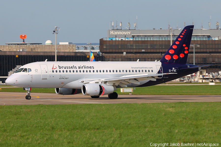 Brussels Airlines (CityJet) Sukhoi Superjet 100-95LR (EI-FWE) | Photo 238504