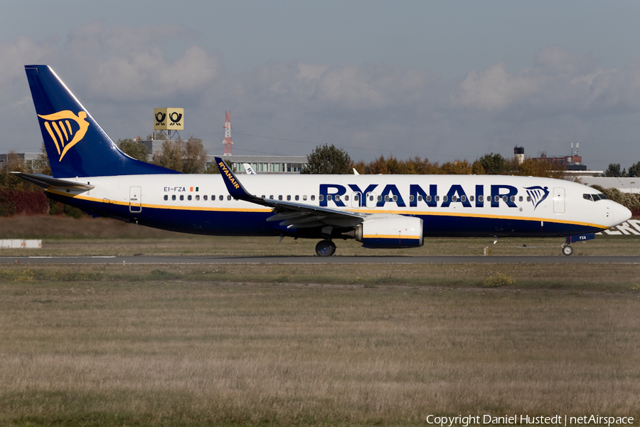 Ryanair Boeing 737-8AS (EI-FZA) | Photo 420994