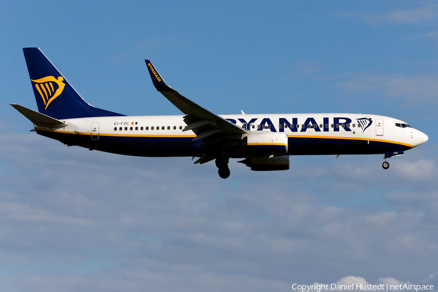 Ryanair Boeing 737-8AS (EI-FZC) | Photo 480155