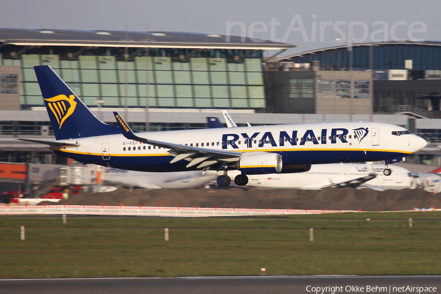 Ryanair Boeing 737-8AS (EI-FZJ) | Photo 318728