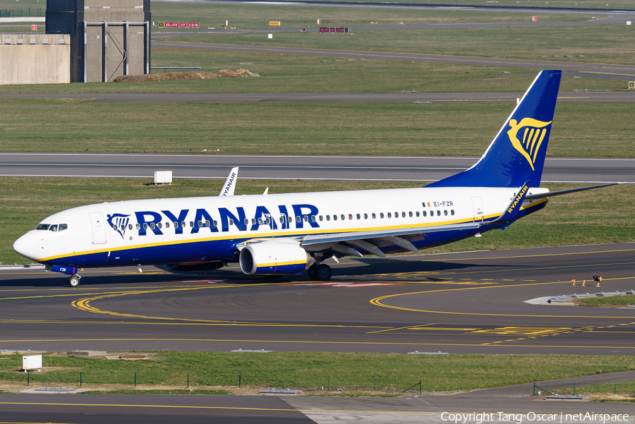 Ryanair Boeing 737-8AS (EI-FZR) | Photo 546909