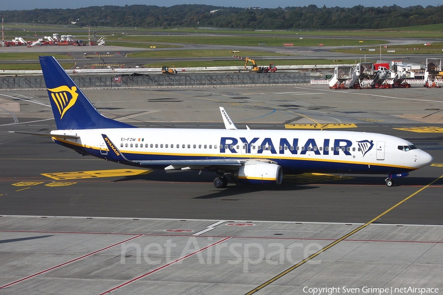 Ryanair Boeing 737-8AS (EI-FZW) | Photo 348025
