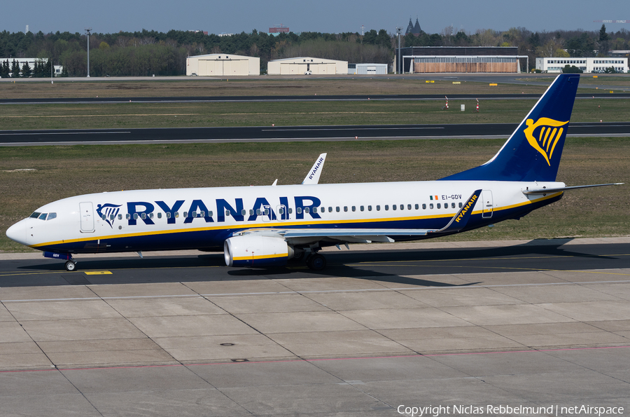 Ryanair Boeing 737-8AS (EI-GDV) | Photo 313652