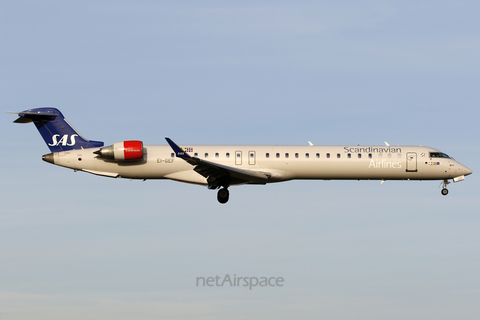 SAS - Scandinavian Airlines (CityJet) Bombardier CRJ-900LR (EI-GEF) at  Warsaw - Frederic Chopin International, Poland