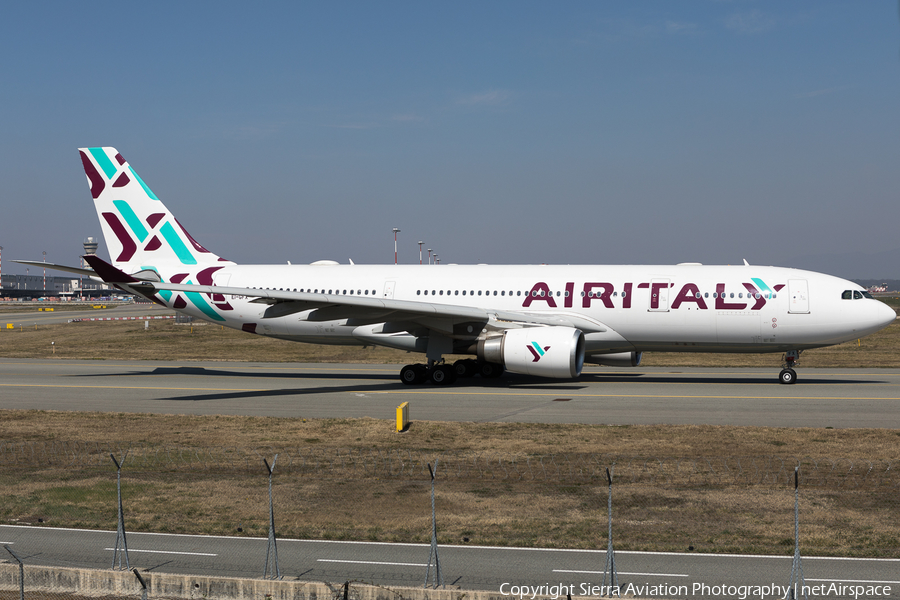 Air Italy Airbus A330-202 (EI-GFX) | Photo 323070