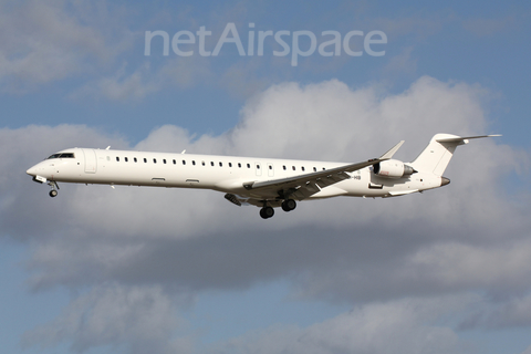 CityJet Bombardier CRJ-1000EL (EI-HIB) at  Hamburg - Fuhlsbuettel (Helmut Schmidt), Germany