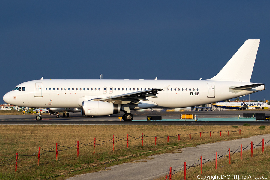 White Airways Airbus A320-232 (EI-HJB) | Photo 576655