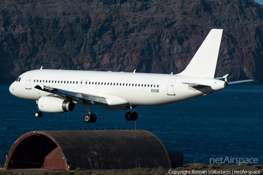 White Airways Airbus A320-232 (EI-HJB) | Photo 626135