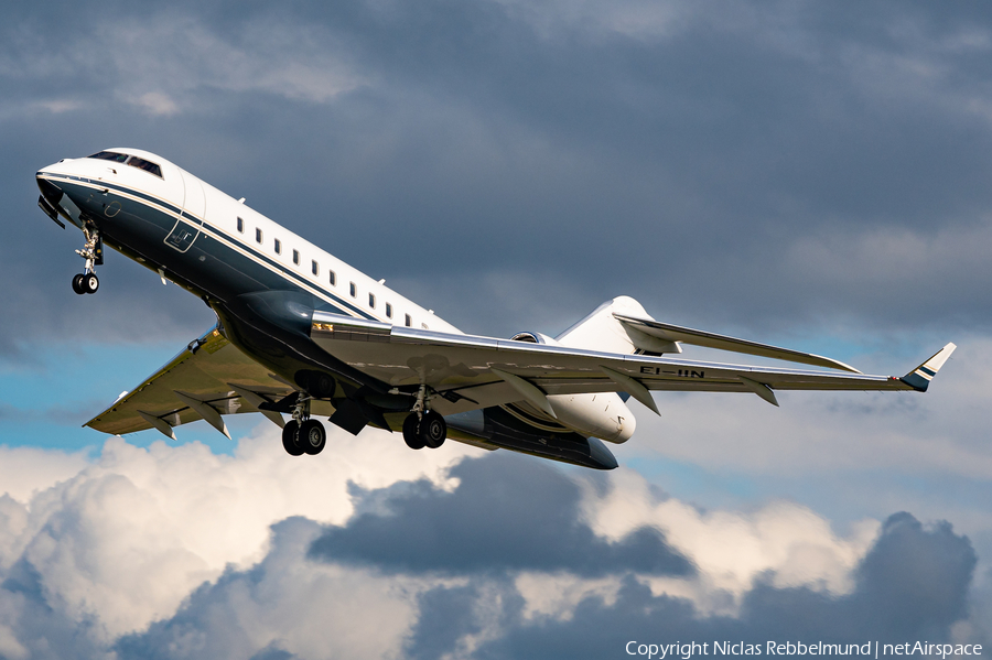 Private Sky Bombardier BD-700-1A11 Global 5000 (EI-IIN) | Photo 393591