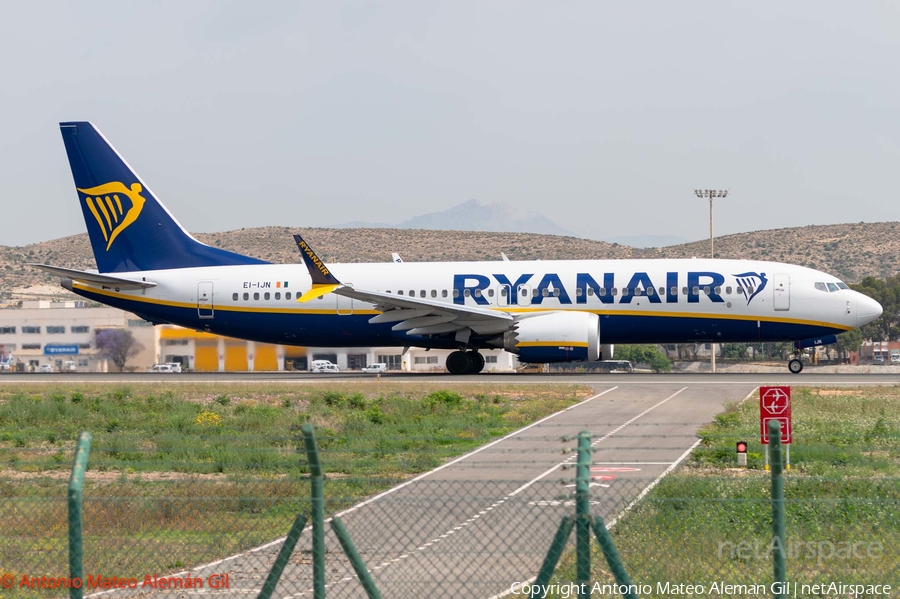 Ryanair Boeing 737-8-200 (EI-IJN) | Photo 681405