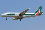 Alitalia Airbus A320-214 (EI-IKG) at  Barcelona - El Prat, Spain
