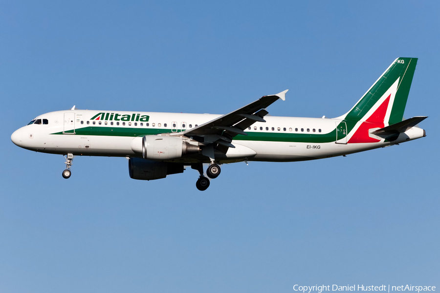 Alitalia Airbus A320-214 (EI-IKG) | Photo 508924