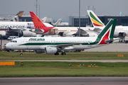 Alitalia Airbus A320-214 (EI-IKG) at  London - Heathrow, United Kingdom